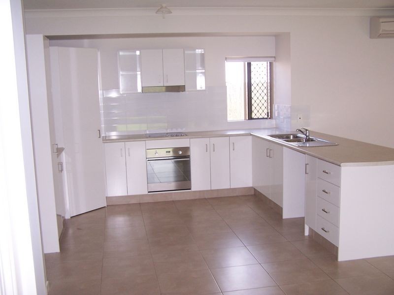13 Dulku Close, Craiglie QLD 4877