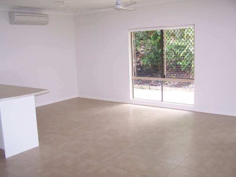 13 Dulku Close, Craiglie QLD 4877