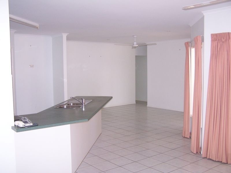 16 Albatross Close, Cooya Beach QLD 4873