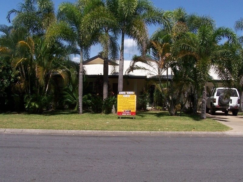 115 Bougainvillea Street, Cooya Beach QLD 4873