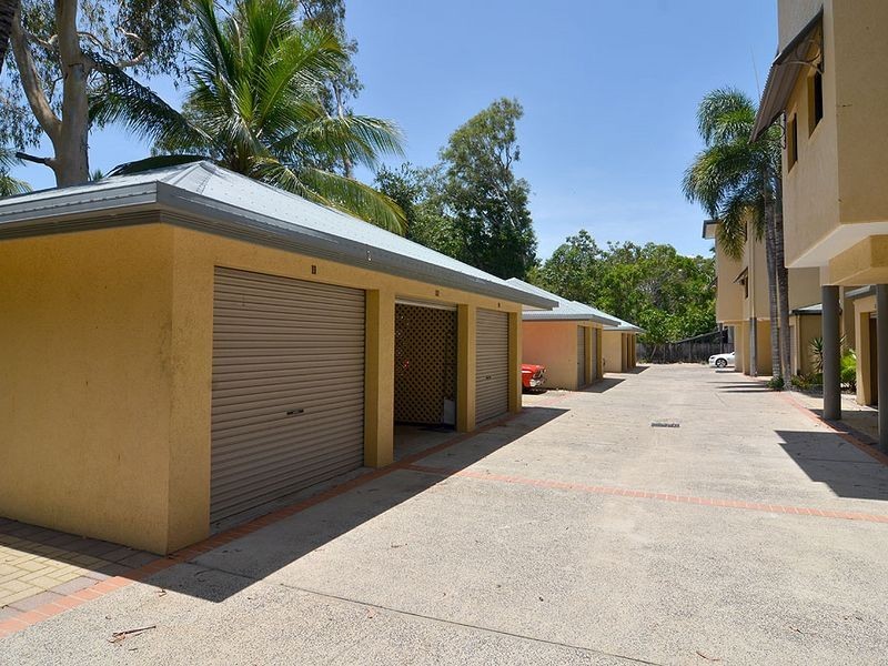 8 Port Villas/59 Davidson Street, Port Douglas QLD 4877