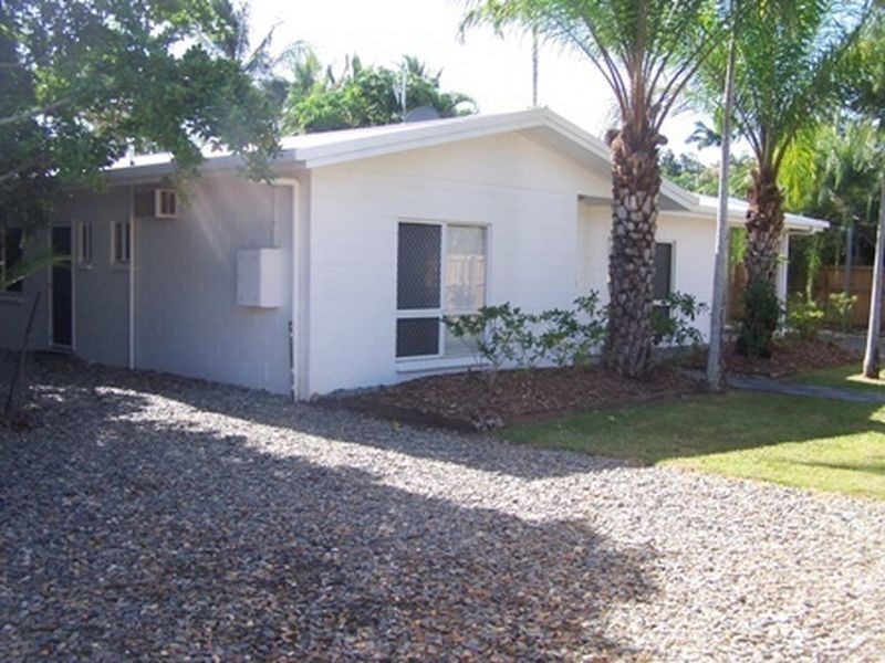 11 Agincourt Street, Port Douglas QLD 4877