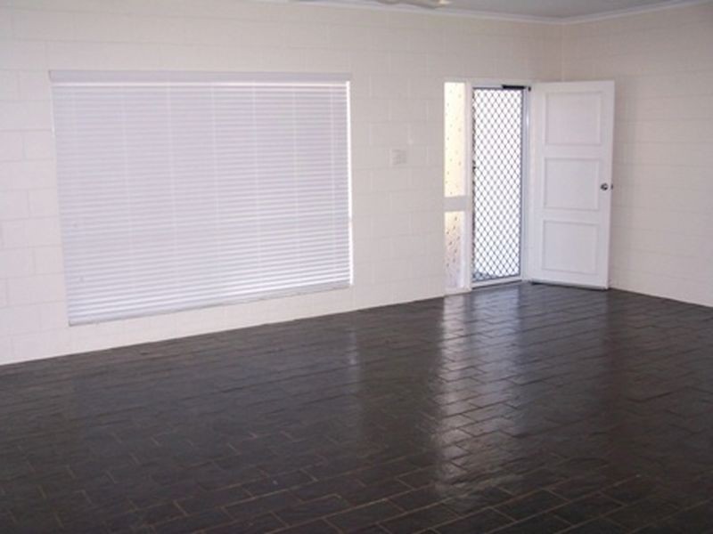 11 Agincourt Street, Port Douglas QLD 4877