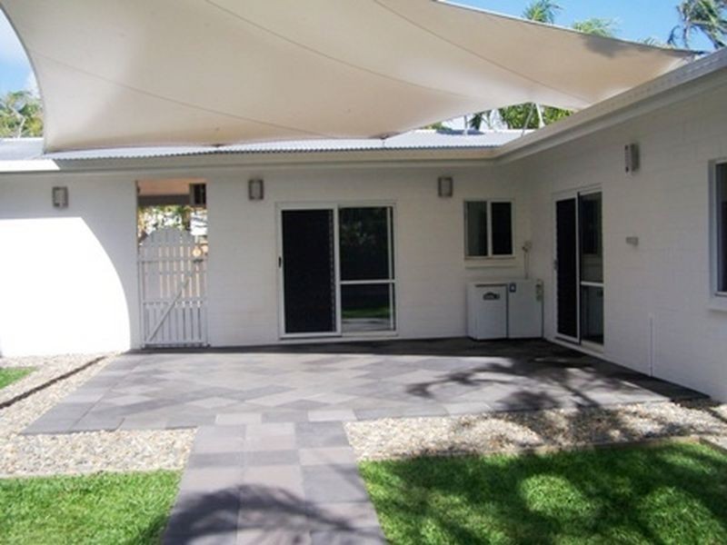 11 Agincourt Street, Port Douglas QLD 4877