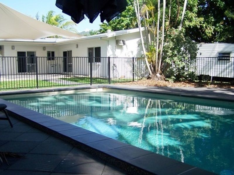 11 Agincourt Street, Port Douglas QLD 4877