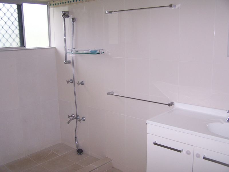 11 Blain Street, Mossman QLD 4873