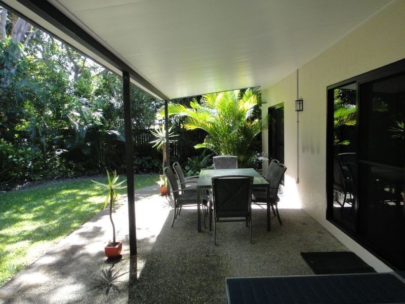6/33 Nautilus Street, Fronds on Nau, Port Douglas QLD 4877