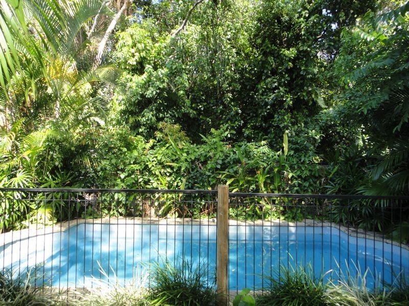 6/33 Nautilus Street, Fronds on Nau, Port Douglas QLD 4877