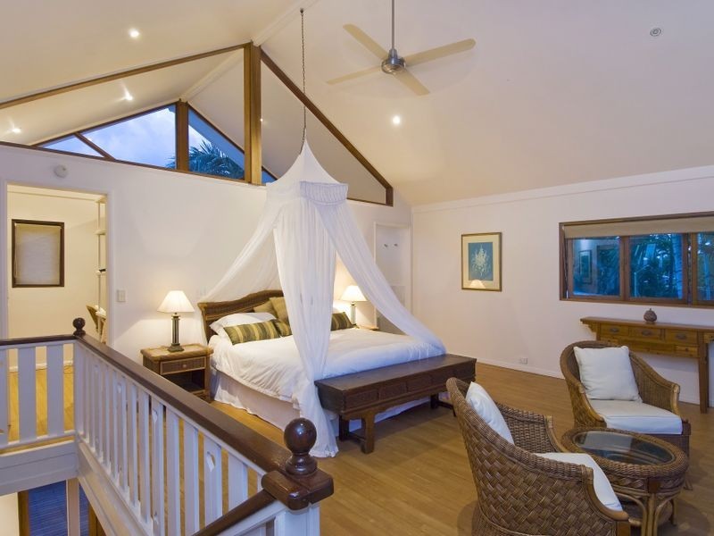 9 Cyril Close, Newell QLD 4873