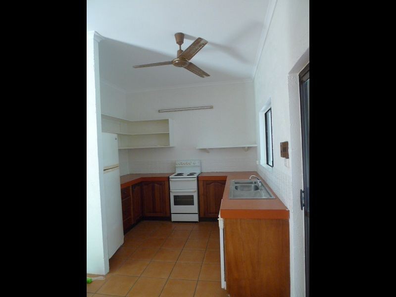 18 Sorrento Crescent, Port Douglas QLD 4877