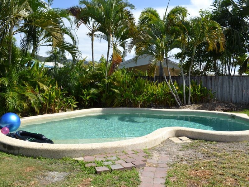 25 Birdwing Street, Port Douglas QLD 4877