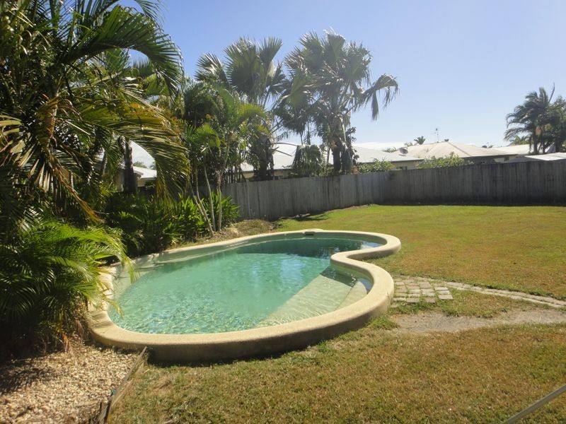 25 Birdwing Street, Port Douglas QLD 4877