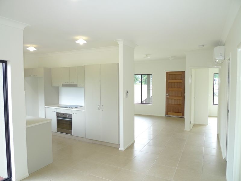 41 Mossman Street, Mossman QLD 4873