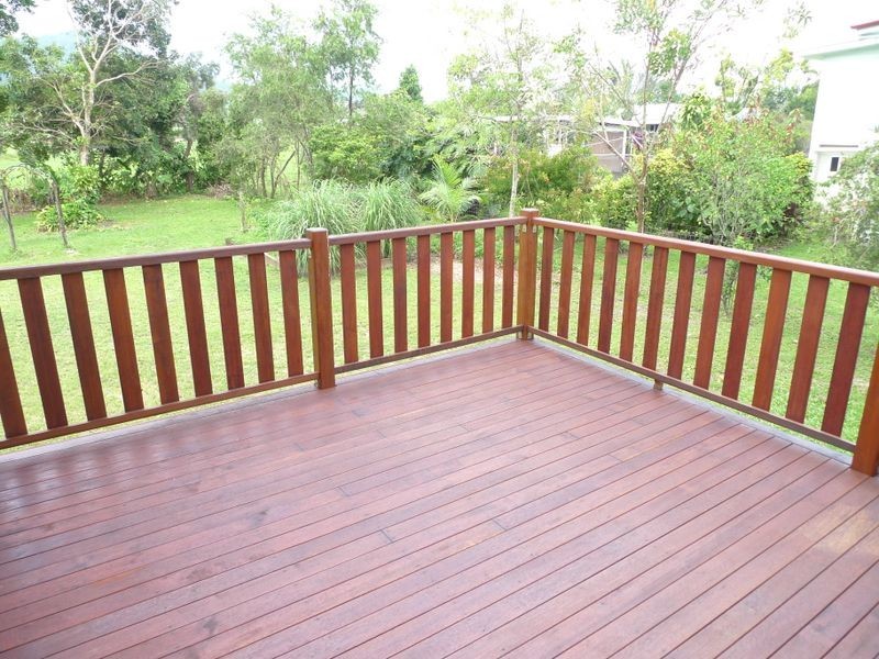 41 Mossman Street, Mossman QLD 4873