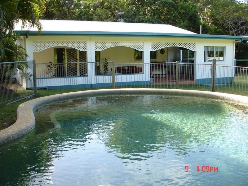 Lot 2 (41) Reynolds Road, Oak Beach QLD 4877