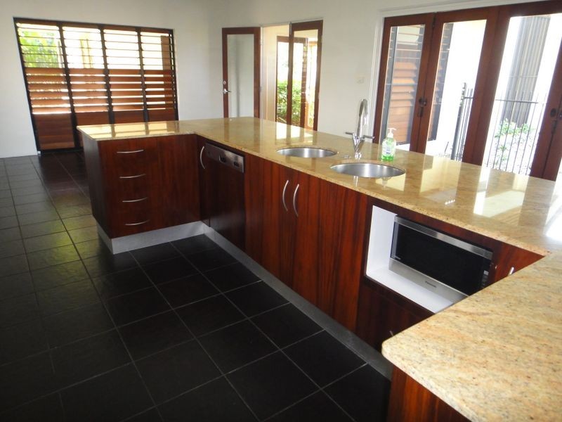 67 Mitre Street, Port Douglas QLD 4877
