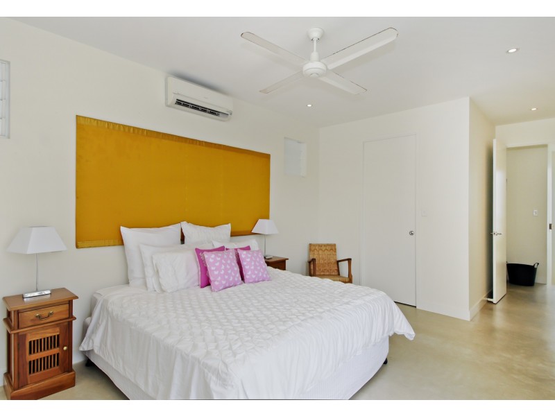 11a Sorrento Crescent, Port Douglas QLD 4877