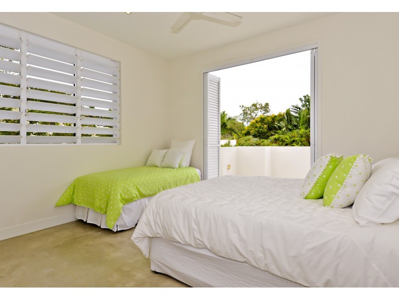 11a Sorrento Crescent, Port Douglas QLD 4877