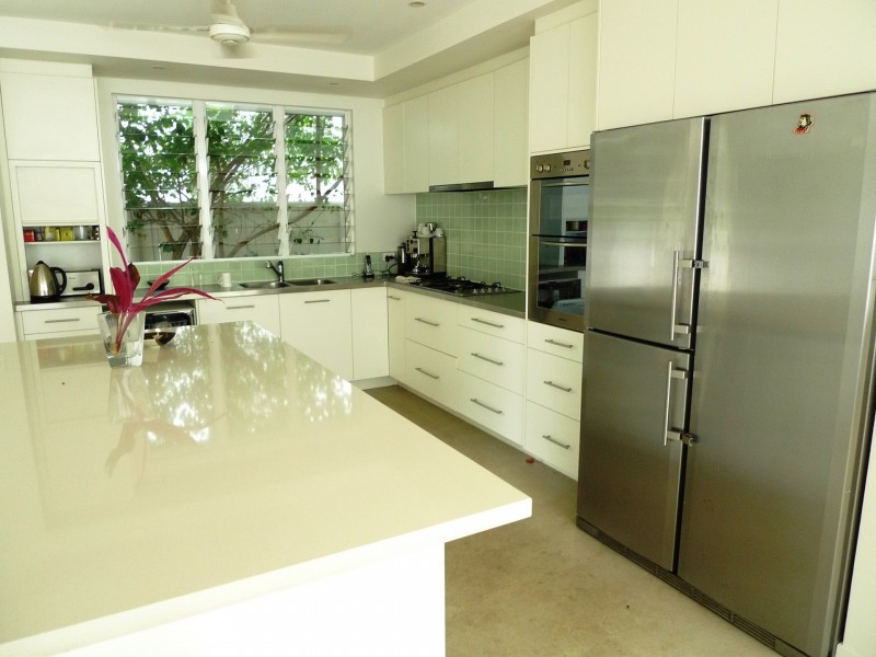 11a Sorrento Crescent, Port Douglas QLD 4877