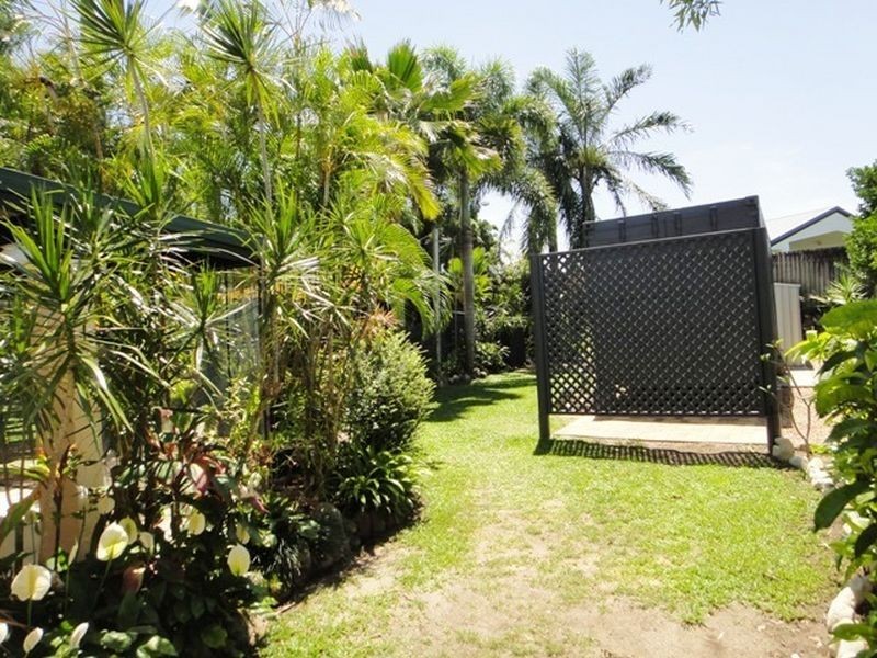 21 Shalom Close, Cooya Beach QLD 4873