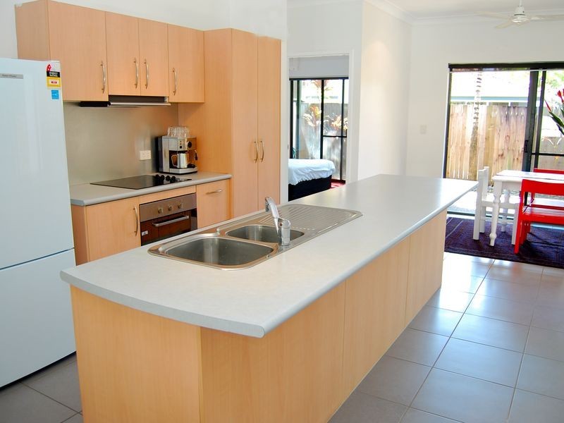2/125 Davidson Street, Aquarius, Port Douglas QLD 4877