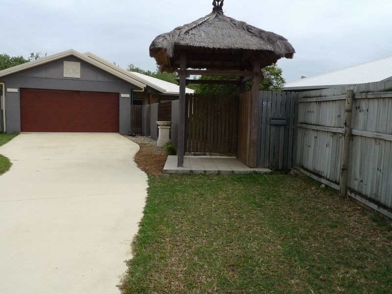 24 Shearwater Street, Port Douglas QLD 4877