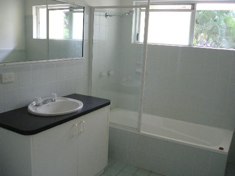 2 Atoll Court/3-5 Atoll Close, Port Douglas QLD 4877