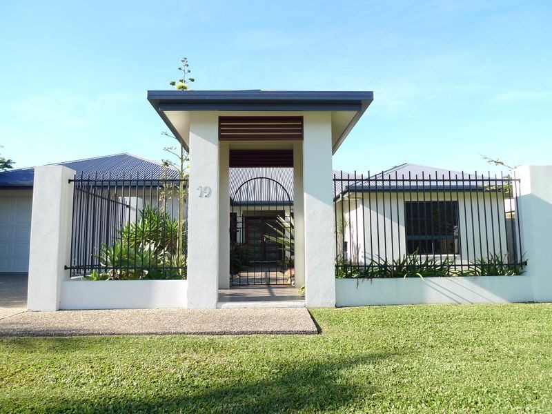 19 Ulysses Avenue, Port Douglas QLD 4877