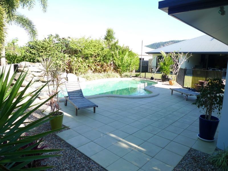 19 Ulysses Avenue, Port Douglas QLD 4877