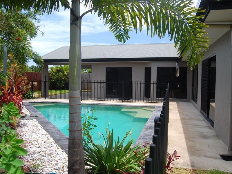 11 Corella Street, Port Douglas QLD 4877