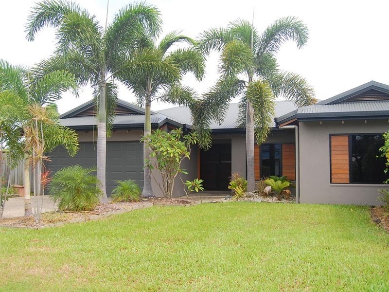 11 Corella Street, Port Douglas QLD 4877