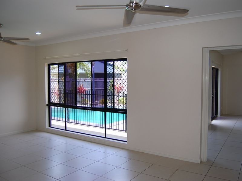 11 Corella Street, Port Douglas QLD 4877