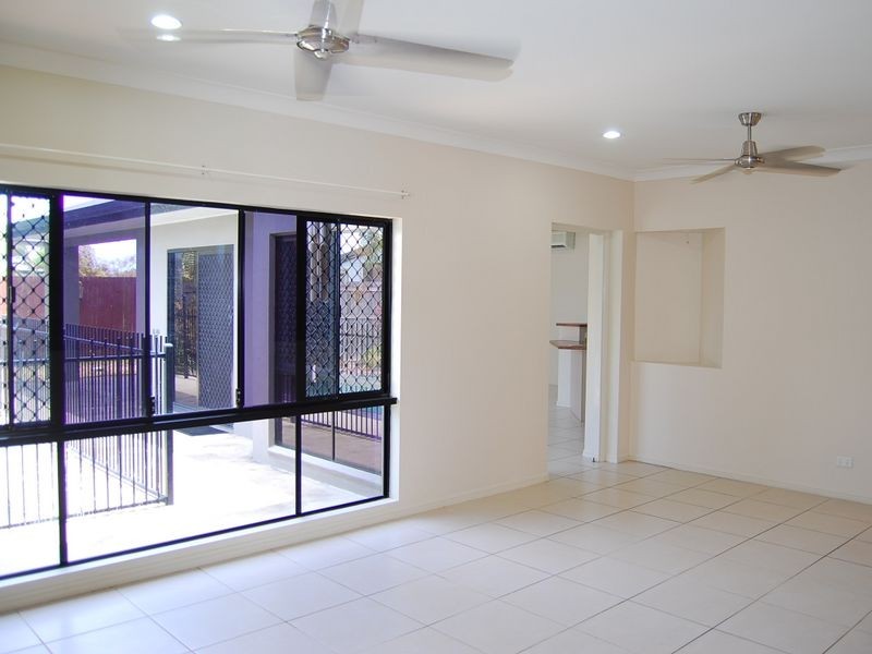 11 Corella Street, Port Douglas QLD 4877