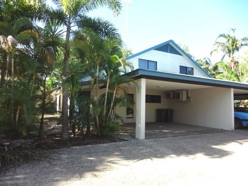 16 Fairways/53-67 Nautilus Street, Port Douglas QLD 4877