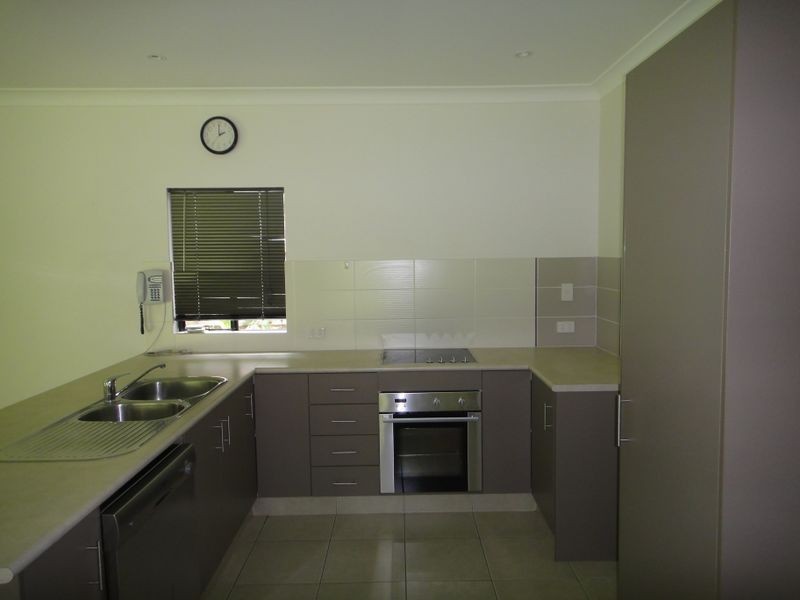 24 White Oak Avenue, Mossman QLD 4873