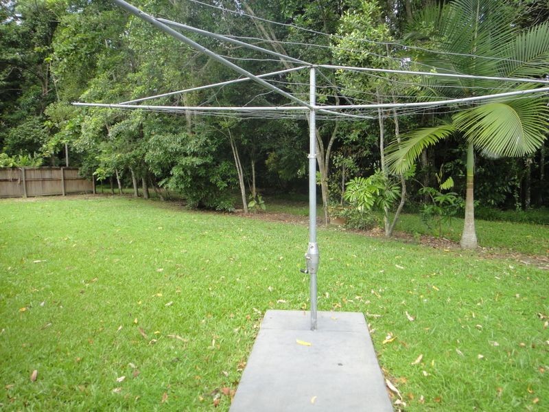 24 White Oak Avenue, Mossman QLD 4873