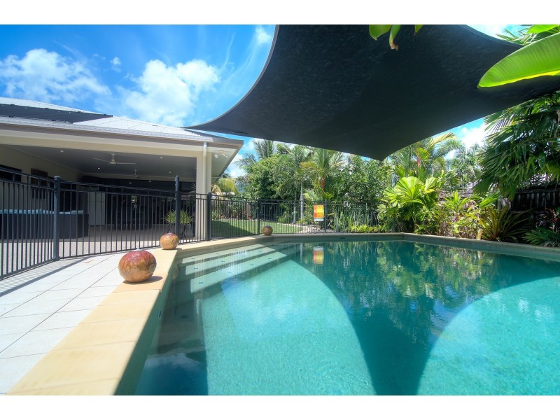 3 Sunbird Close, Port Douglas QLD 4877