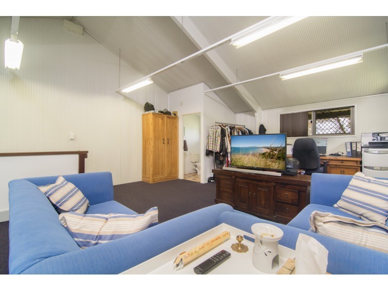 22 Theresa Drive, Mossman QLD 4873