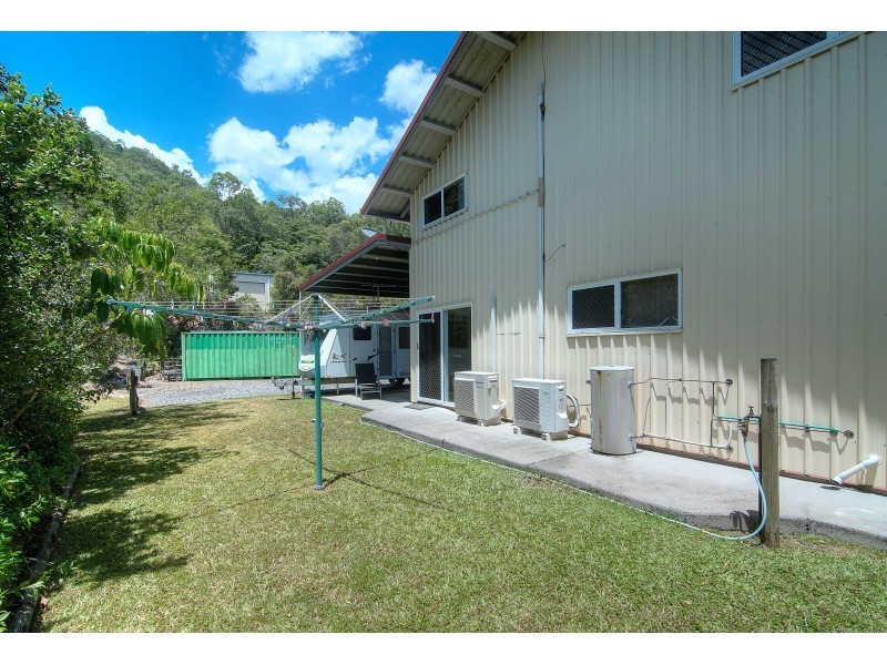22 Theresa Drive, Mossman QLD 4873