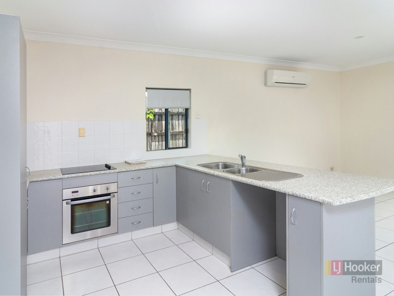 27 Forest Glen Road, Mossman QLD 4873