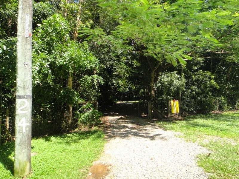 33 Grays Creek Terrace, Mowbray QLD 4877