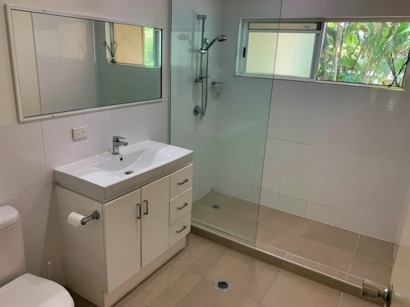 2 Atoll Court/3-5 Atoll Close, Port Douglas QLD 4877