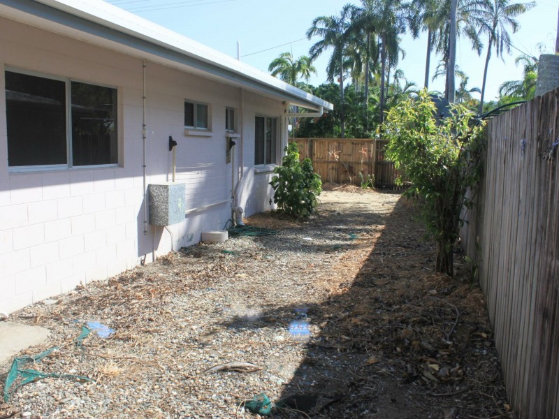 1/25 Limpet Avenue, Port Douglas QLD 4877