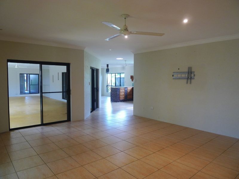13 Shalom Close, Cooya Beach QLD 4873