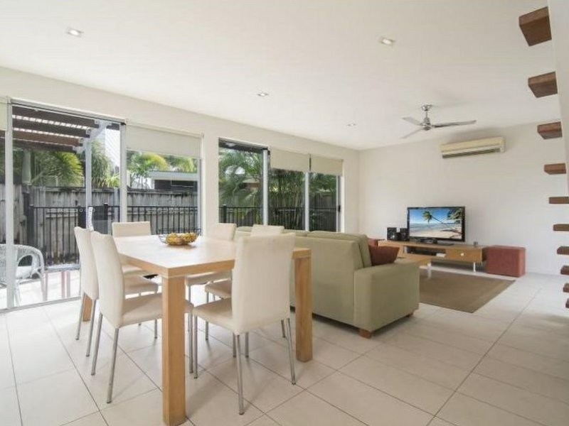 7 Oasis/4-8 Morning Close, Port Douglas QLD 4877
