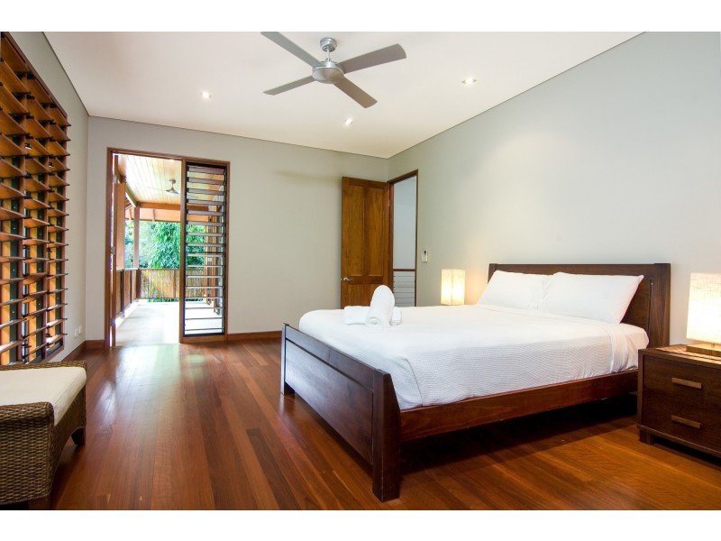 Lot/8 The Beachfront Estate, Port Douglas QLD 4877