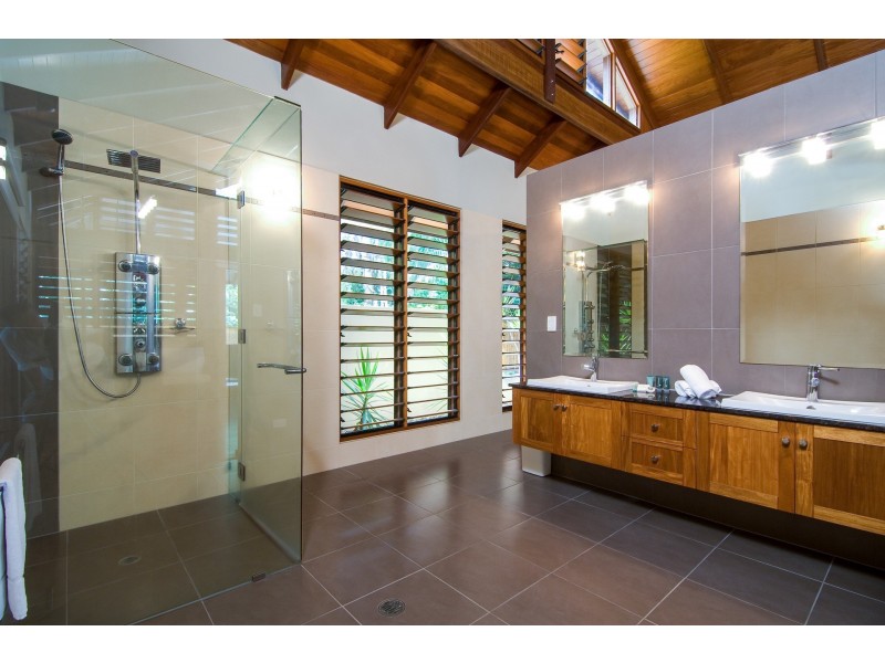 Lot/8 The Beachfront Estate, Port Douglas QLD 4877