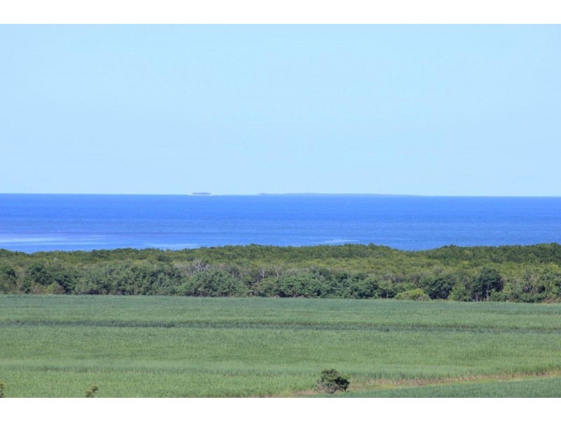 93 Santarossa Road, Via McCracken, Cooya Beach QLD 4873