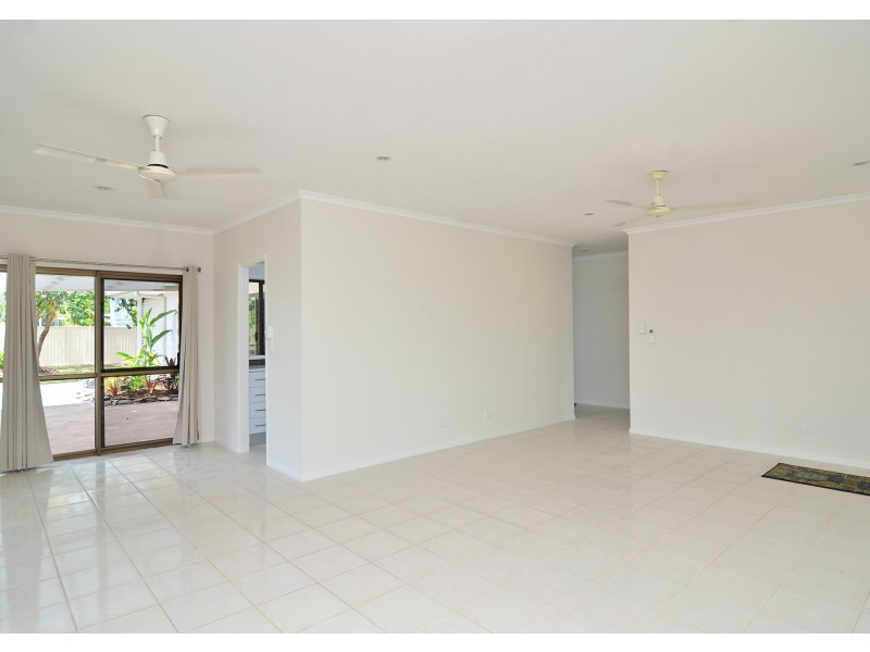 2 Hope Street, Port Douglas QLD 4877