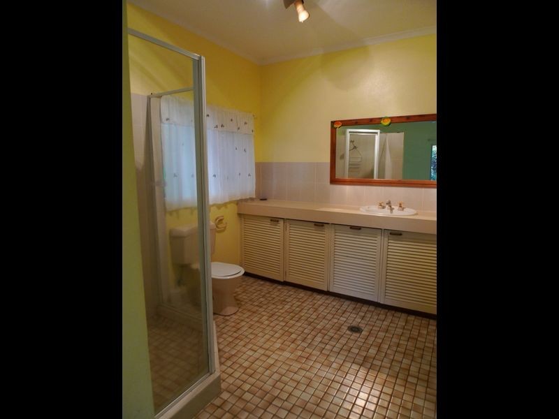 18 Triton Crescent, Port Douglas QLD 4877